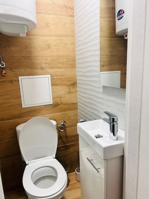 Тристаен апартамент с АКТ 16 в ж.к Възраждане