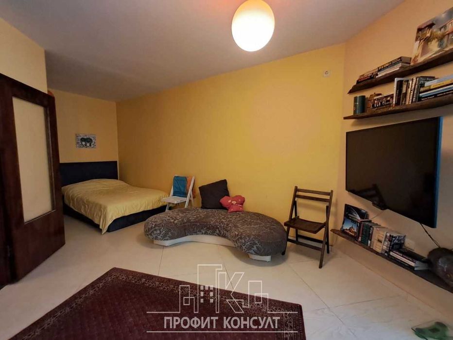 Продава се Едностаен апартамент в Велико Търново, Център - 45 кв.м за 2078 €/кв.м - Снимка #3