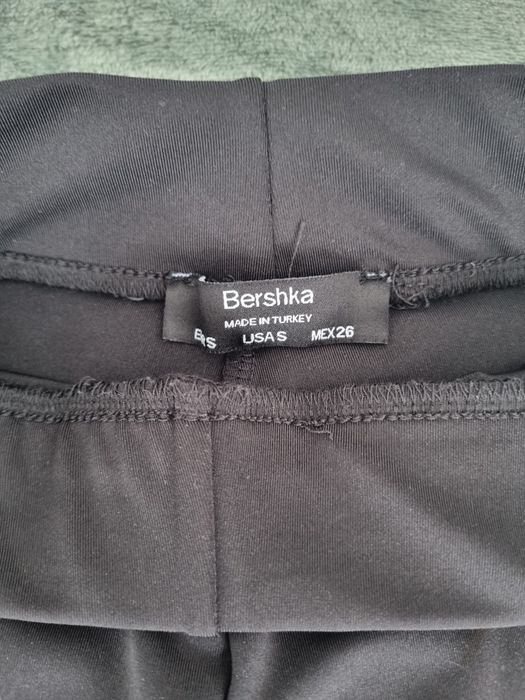 2 perechi colanti Bershka S