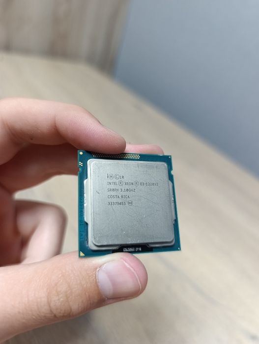 Процессор Intel Xeon E3-1220 v2 — 3.10 ГГц