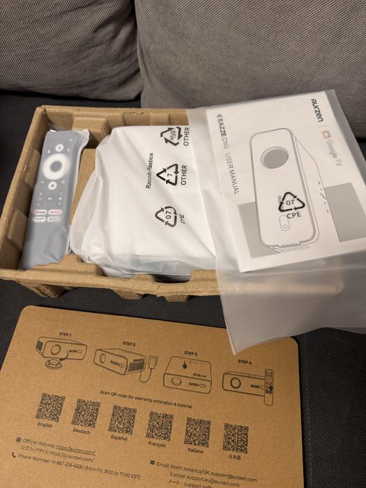 Proiector nou nefolosit