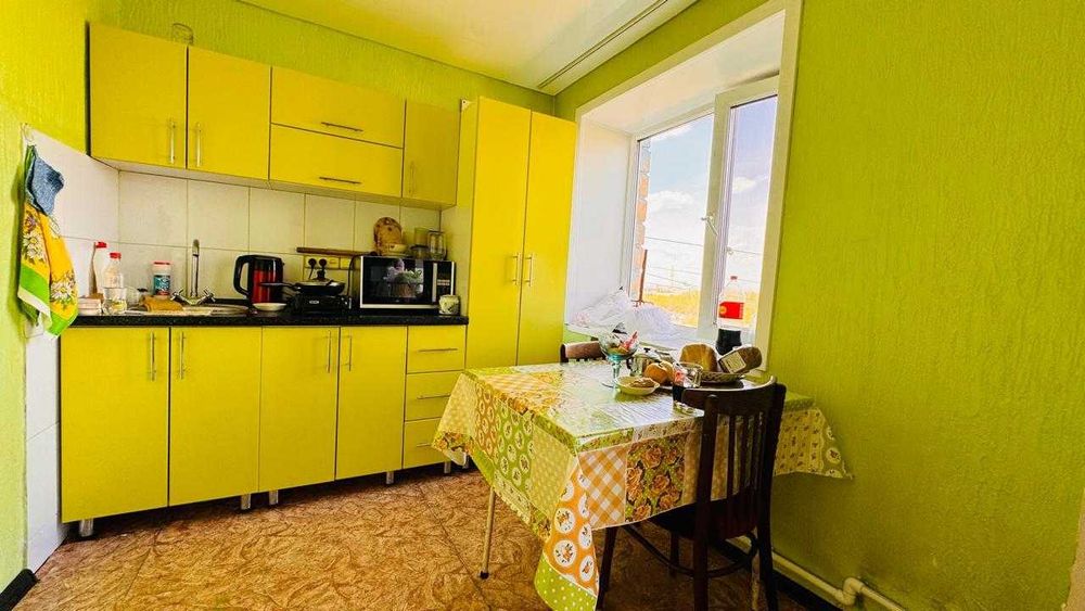 Продам 2комн на 15мкр