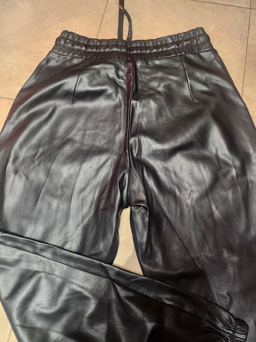 Кожен панталон Dior