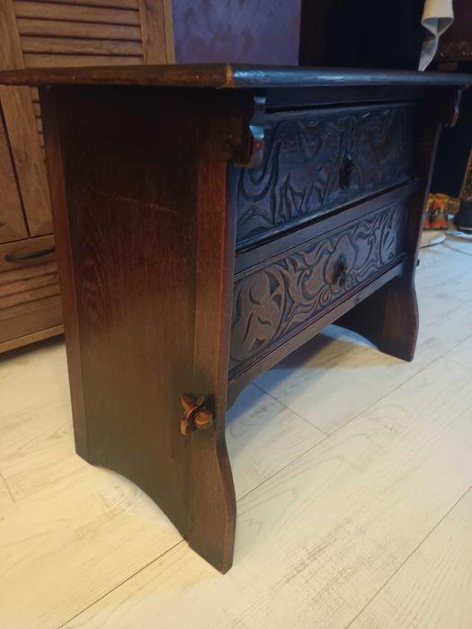 Антично дървено шкафче