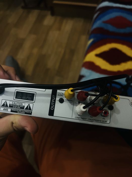 Продам двд плеер