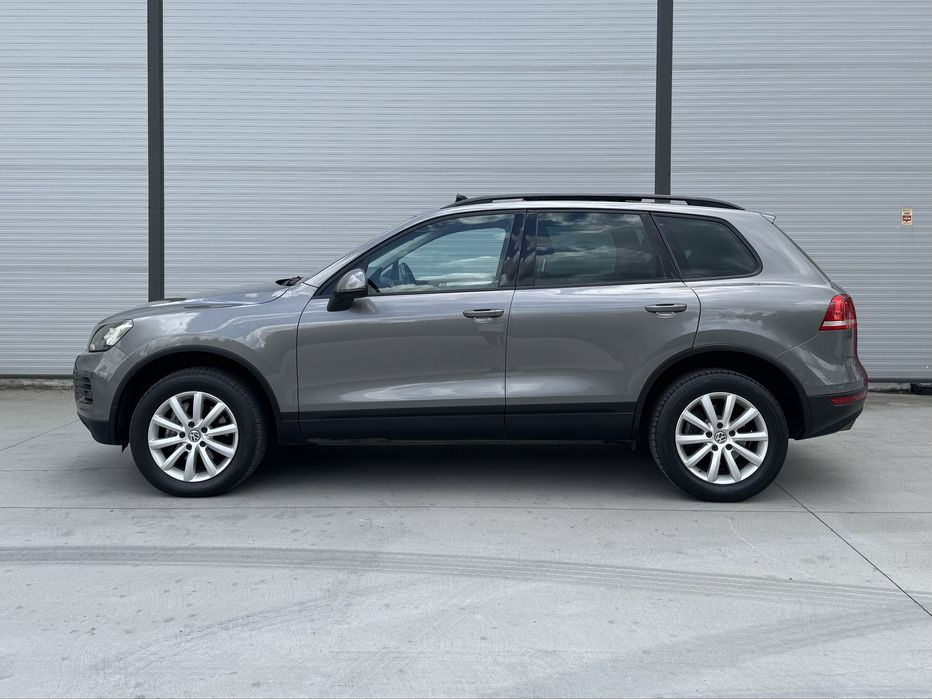Vw Touareg 3.0 TDi V6 4Motion Tiptronic 2012- E5 / Garantie 1 an/ LED  /Navi 3D/ Panoramic / Piele/  Recent  adus. Accept variante