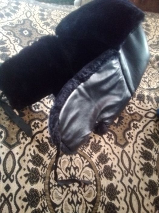 Căciula îmblănită pentru bărbați nouă