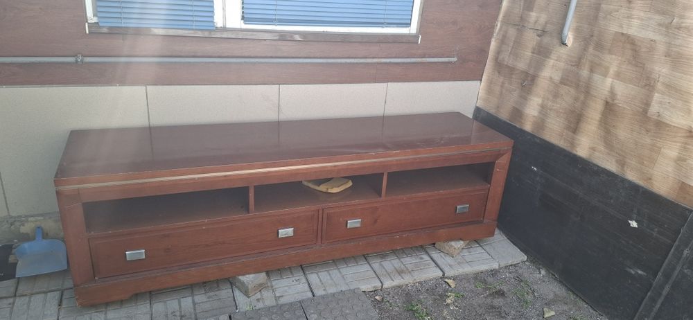 Продам комод и два шкафа