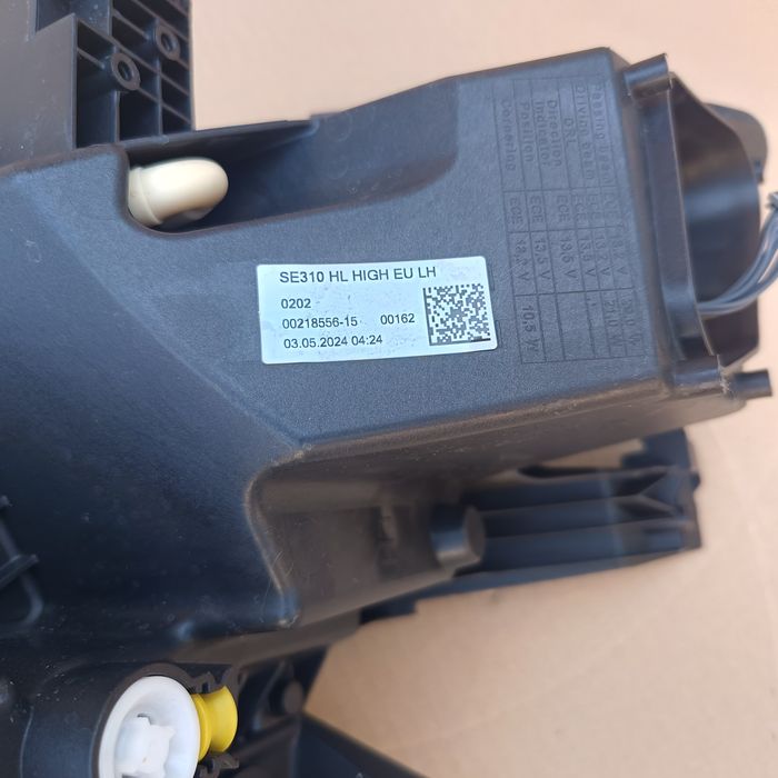 Ляв фар Cupra Born 10F941007K