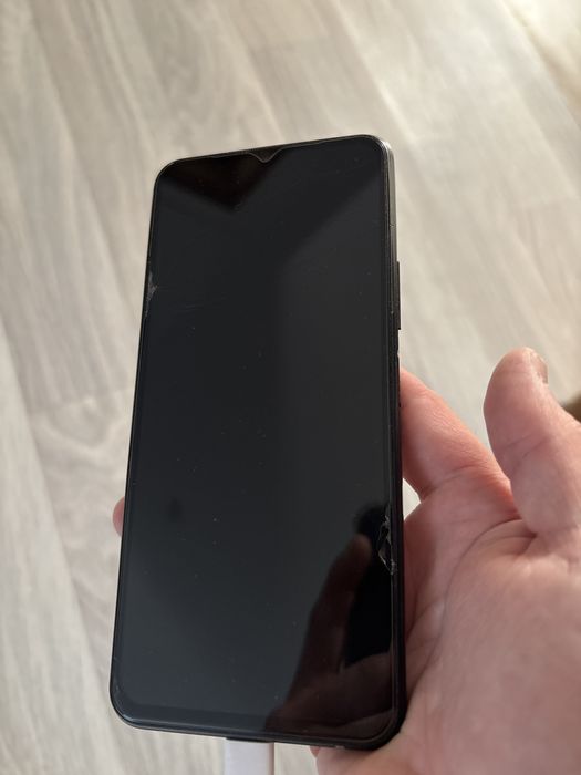 Продам VIVO Y33s