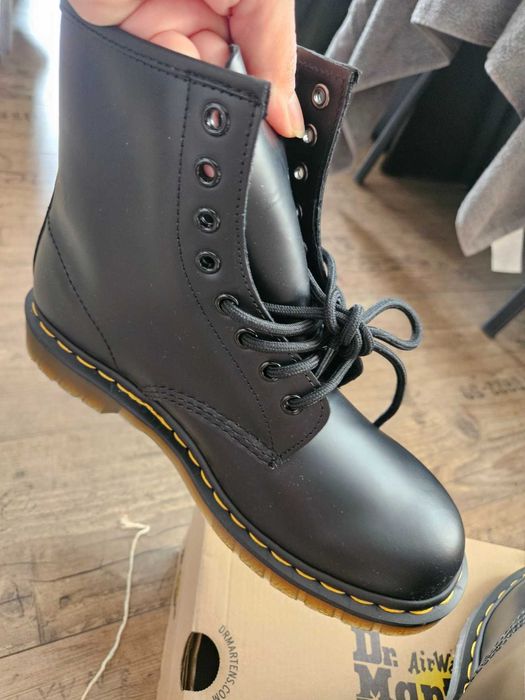 Bocanci Dr. Martens marimea 41 - noi cu eticheta - doar probati