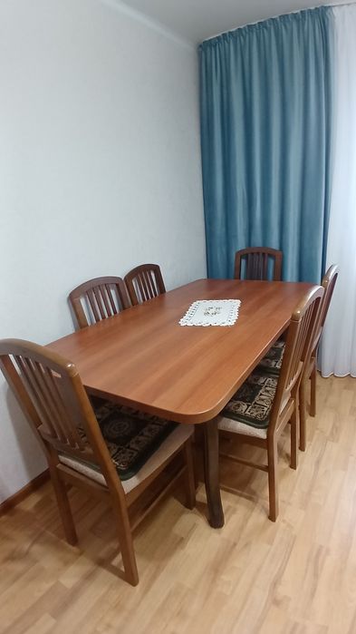 Стол раздвижной+6 стульев