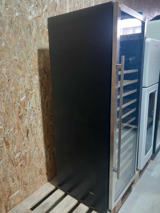 SUPER OFERTA Racitor vinuri 165 sticle