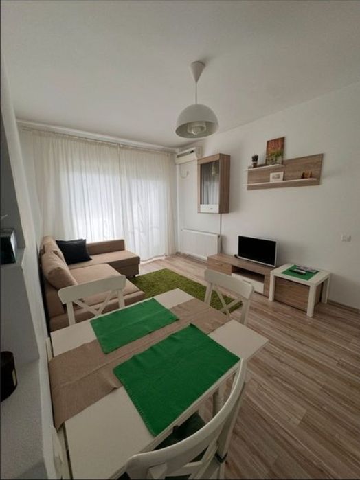 Închiriez apartament în regim hotelier zona  Banca Națională