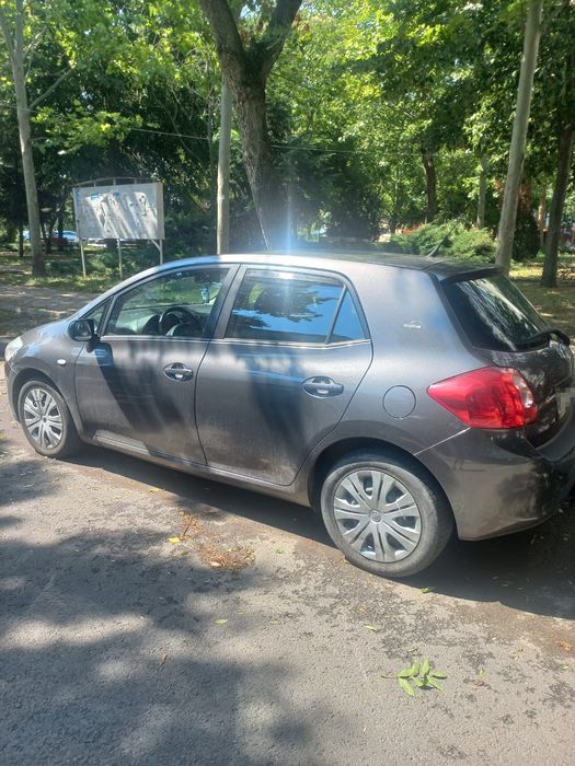Toyota Auris – 2.0 D-4D, 126 CP, an 2008 – 193.000 km