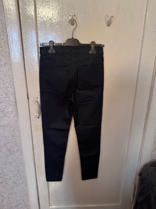 Продам брюки Calzedonia (Италия)