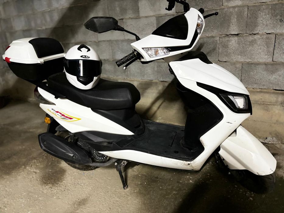 Мопед M8  + Шлем