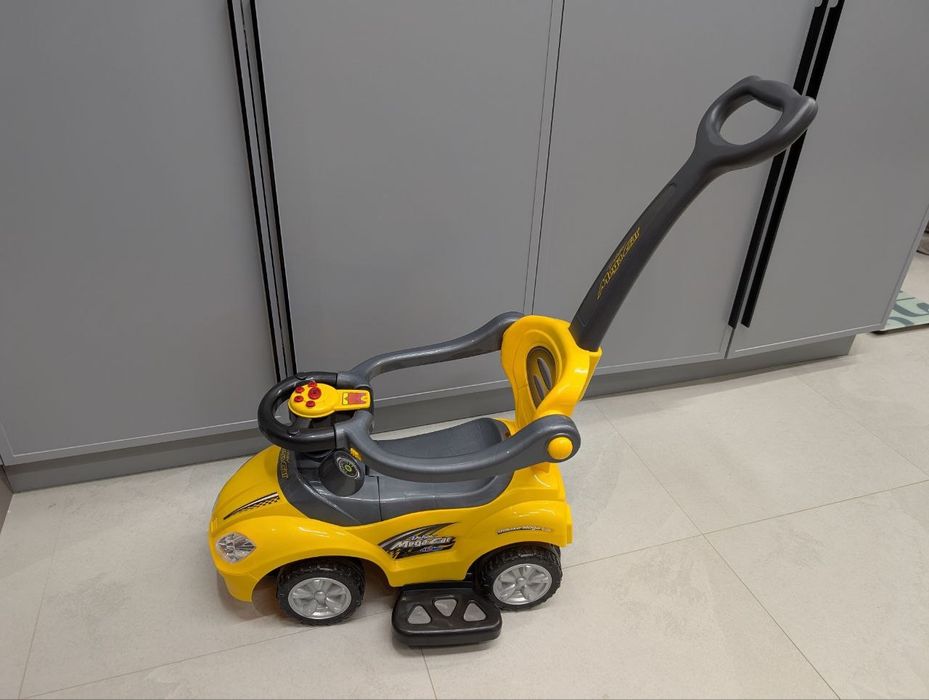 Толокар машинка детская