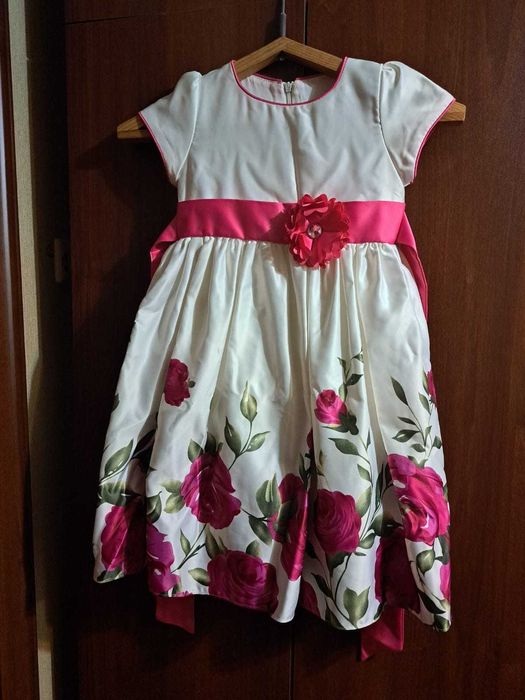 Продам детское платье