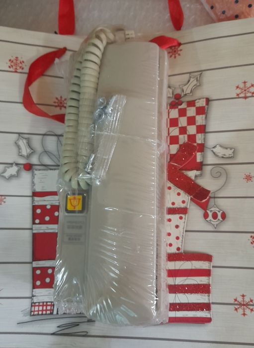 Срочно. Новая трубка для домофона. Работает. 1шт