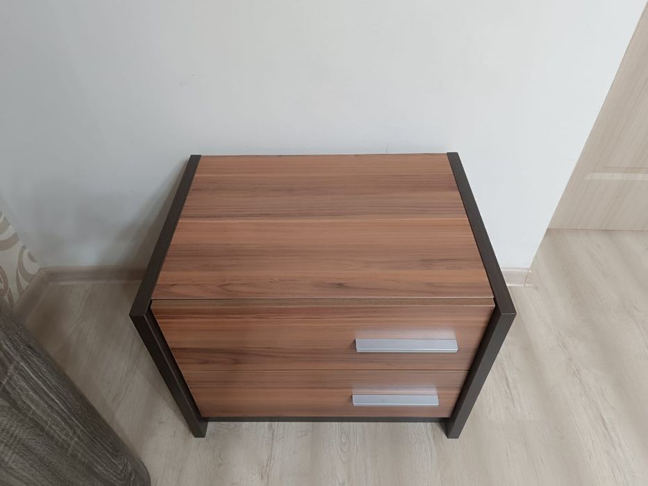 Прикроватная тумбочка Россия