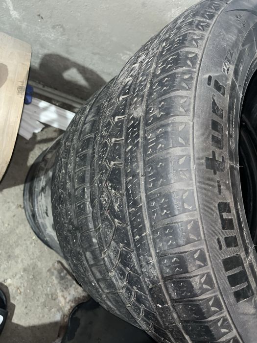Продаю шины 2 штук