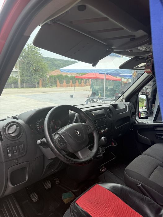 Renault master // 8 ep //  lift hidraulic  //  2019