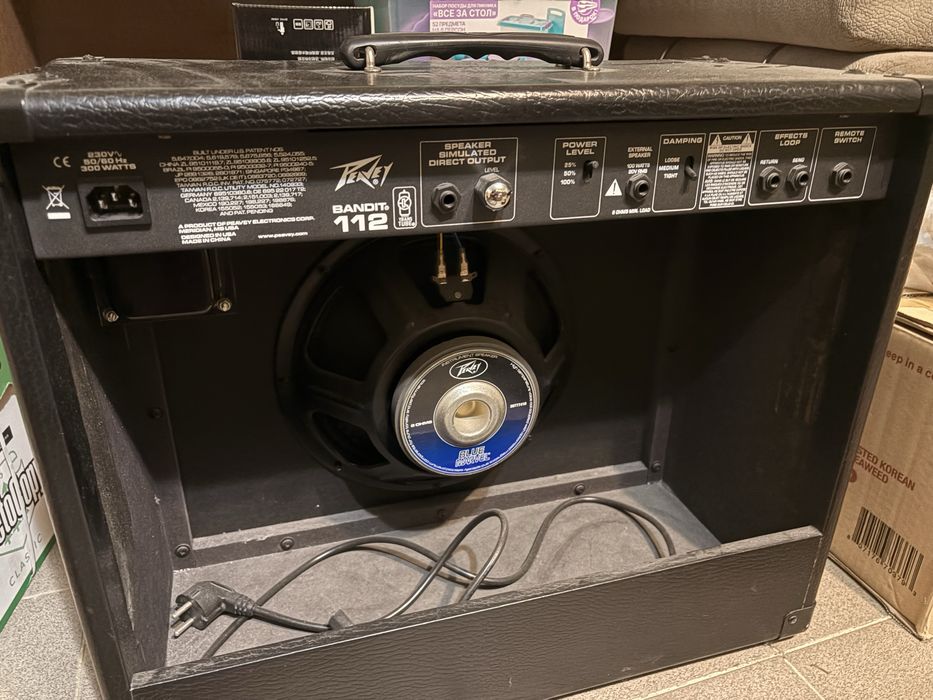 Продам гитарный комбоусилитель Pevey