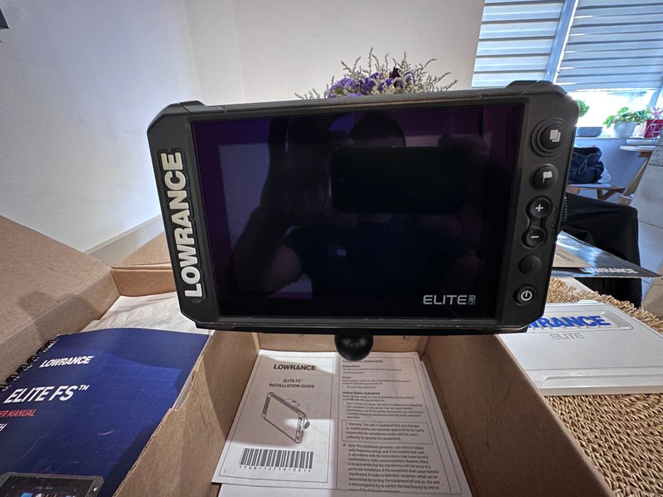 Sonar Lowrance elite fs 7