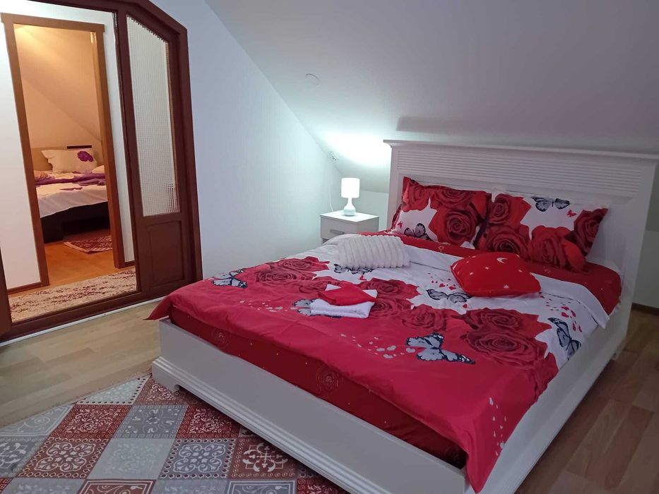 Închiriere Cabana Fara Griji