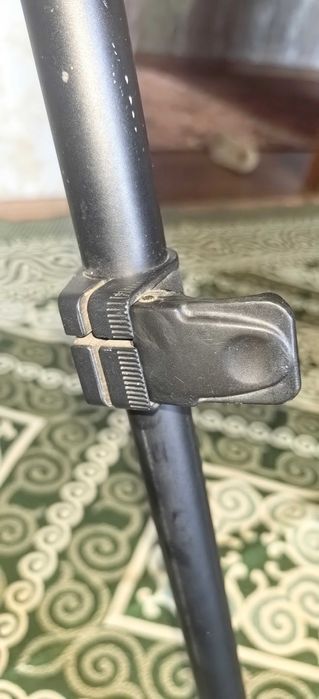 Продам Штатив профессиональный.