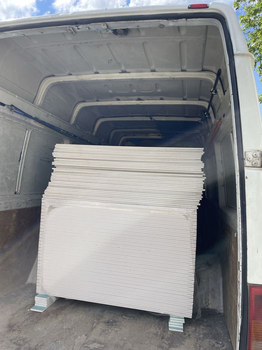 Почистване на апартаменти,мази,тавансни стай,дворове,къщи,вили