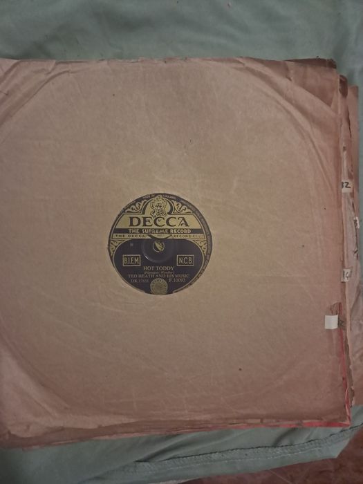 Английски плочи за хора които разбират има още