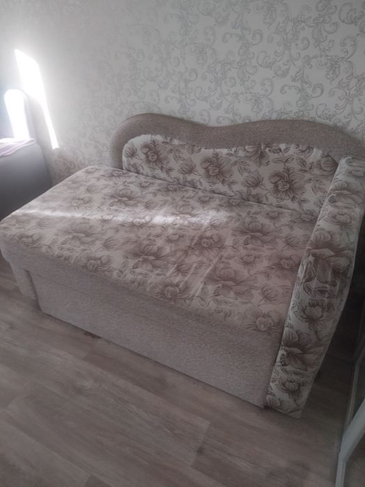 Продам.  мини.  диван