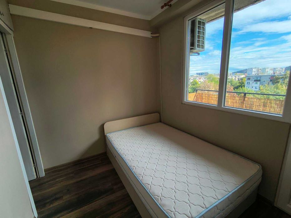 Продава се Тристаен апартамент в Пловдив, Христо Смирненски - 60 кв.м за 1139 €/кв.м - Снимка #9