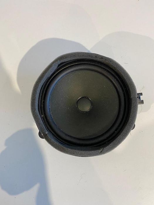 Boxa difuzor audio Volvo XC90 XC60 S60 V60 S90 2015+ 31350425