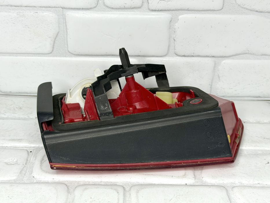 Десен вътрешен стоп AUDI A6 4G 4G9945094B