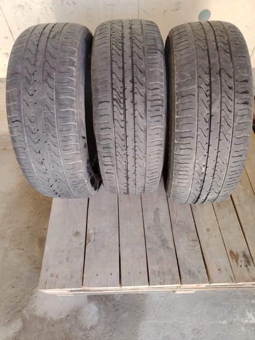 Продам шины 3 шт.