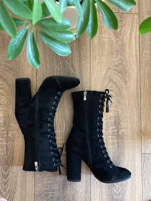 Cizme negre, marimea 37