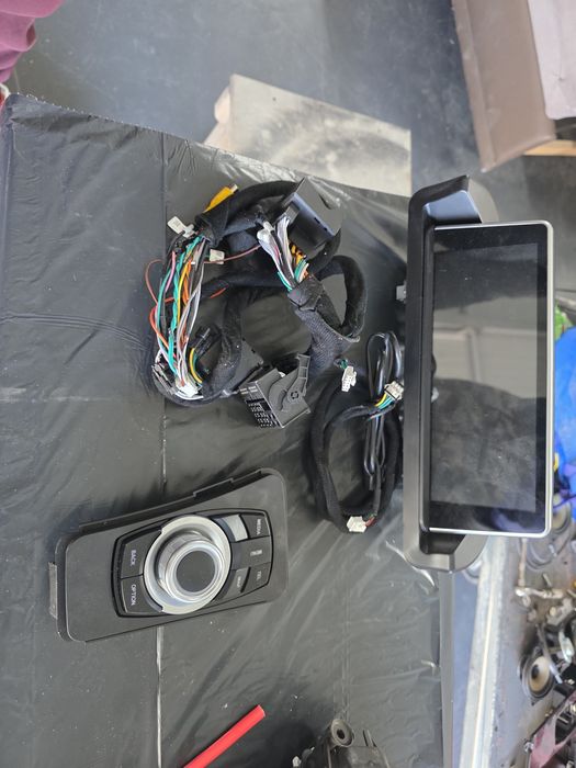 Vand navigație bmw e90 2006-2011