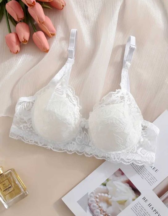 90/95C лот 2бр нови сутиена