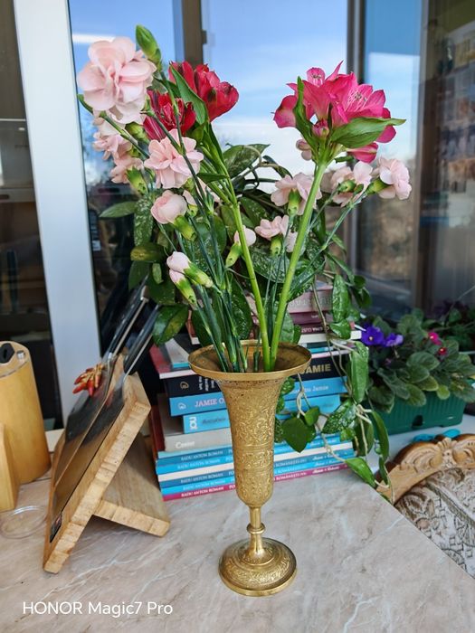 Vază alamă vintage India