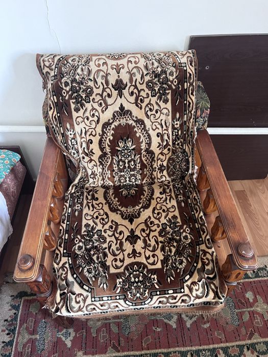 Кресло, два за 5000