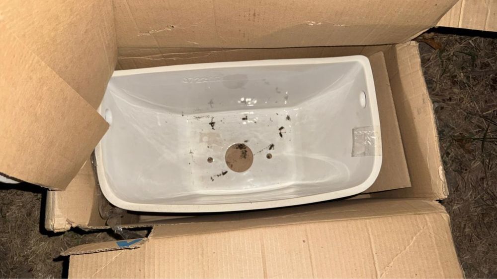 Продается новый унитаз