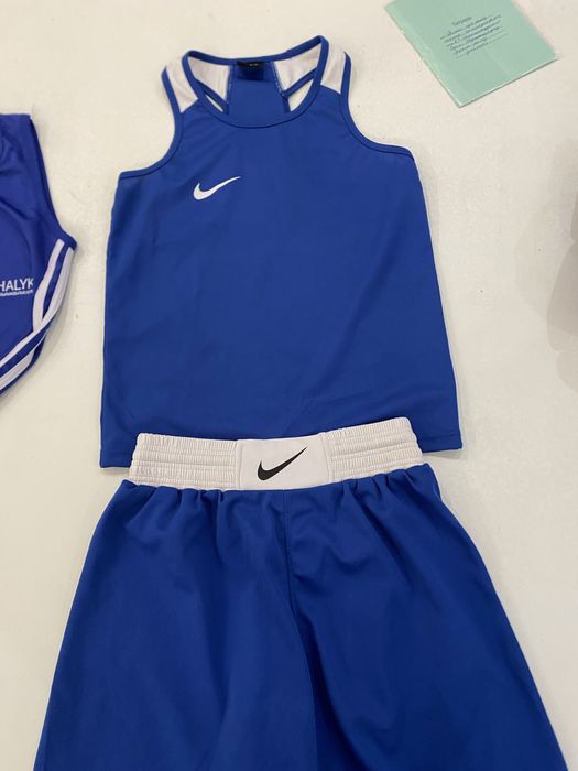 Продаю боксерские вещи