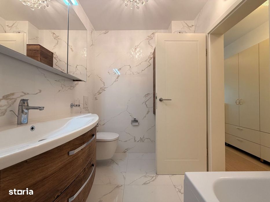 Apartament 4 Camere | Centrala Proprie | Renovat Complet