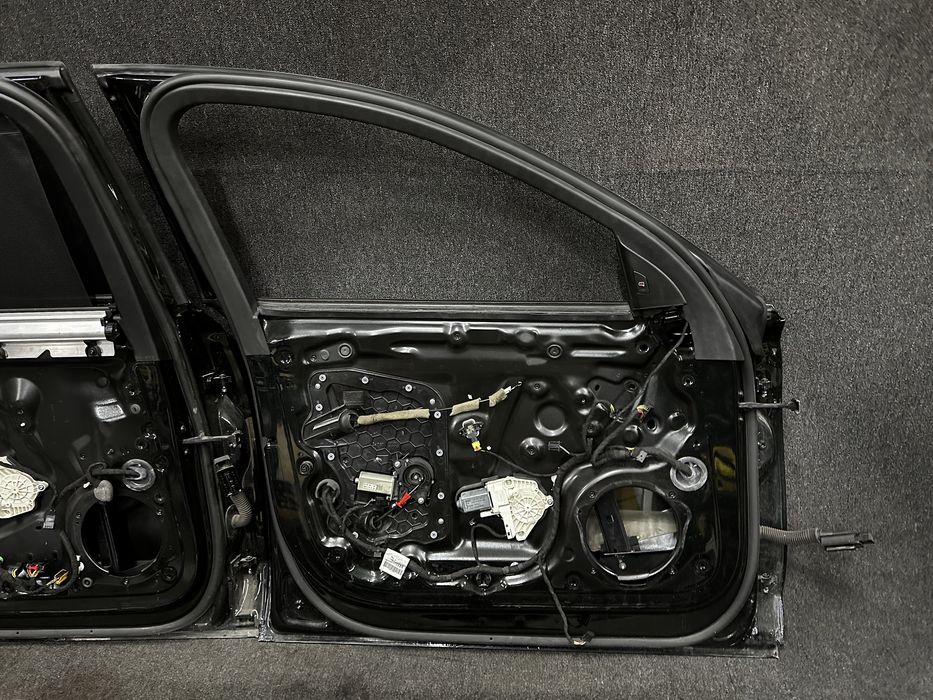 Usa portiera stanga fata spate Audi a8 D4 Long demontare