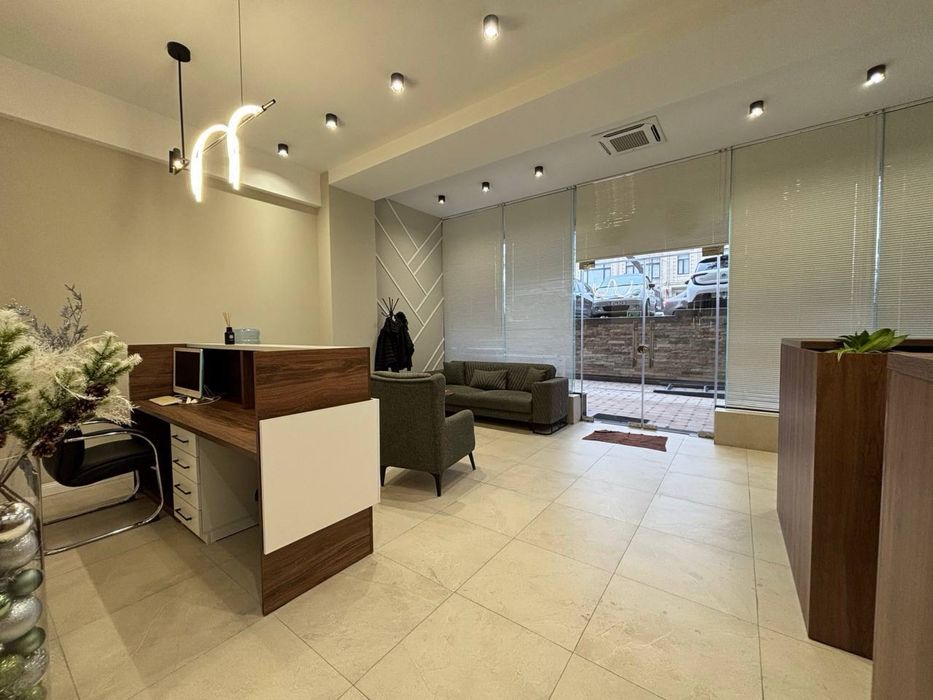 Продается шикарный офис с мебелью и техникой