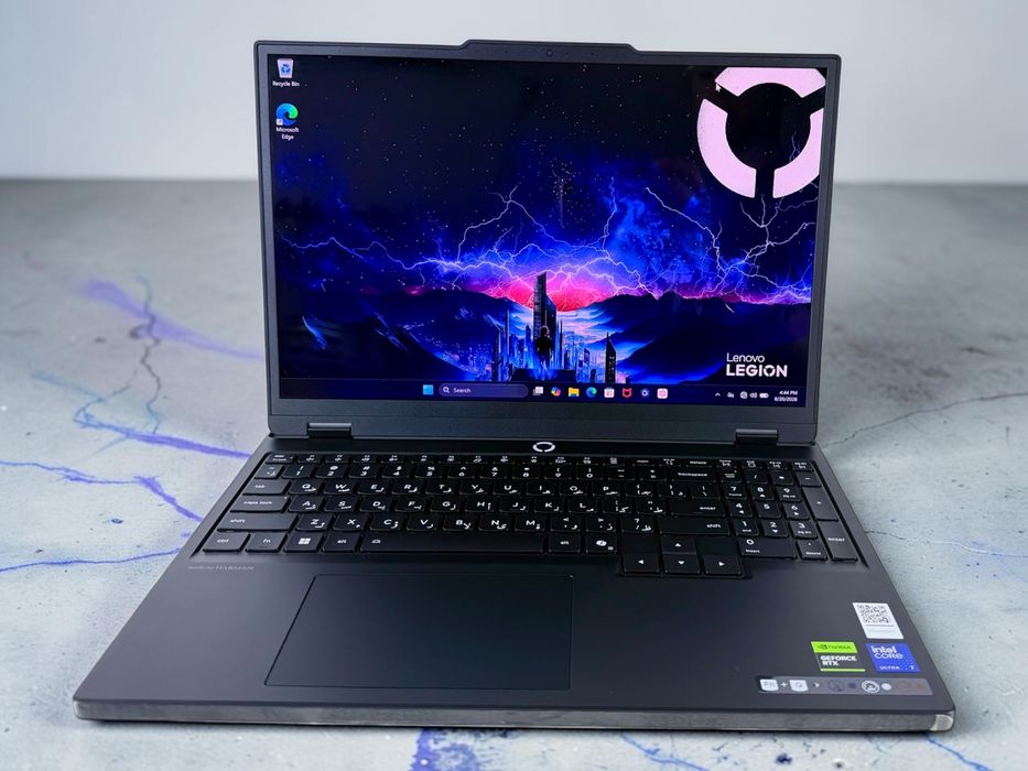 НОВ! Lenovo Legion 5 15.1" WQXGA 165Hz Ultra 7 16RAM 1TB RTX 5070 8GB Гаранция!