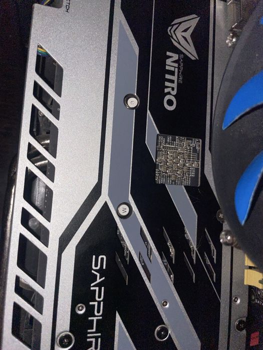 Продам Rx 580 Spphire Nitro+ 4Gb